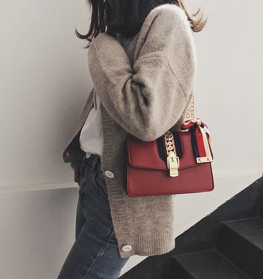 Satin chain fashion shoulder bag