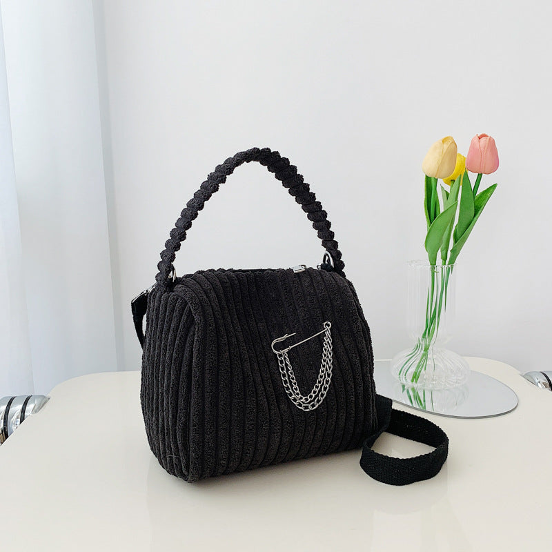 Textured Portable Girly Fashion Messenger Bag